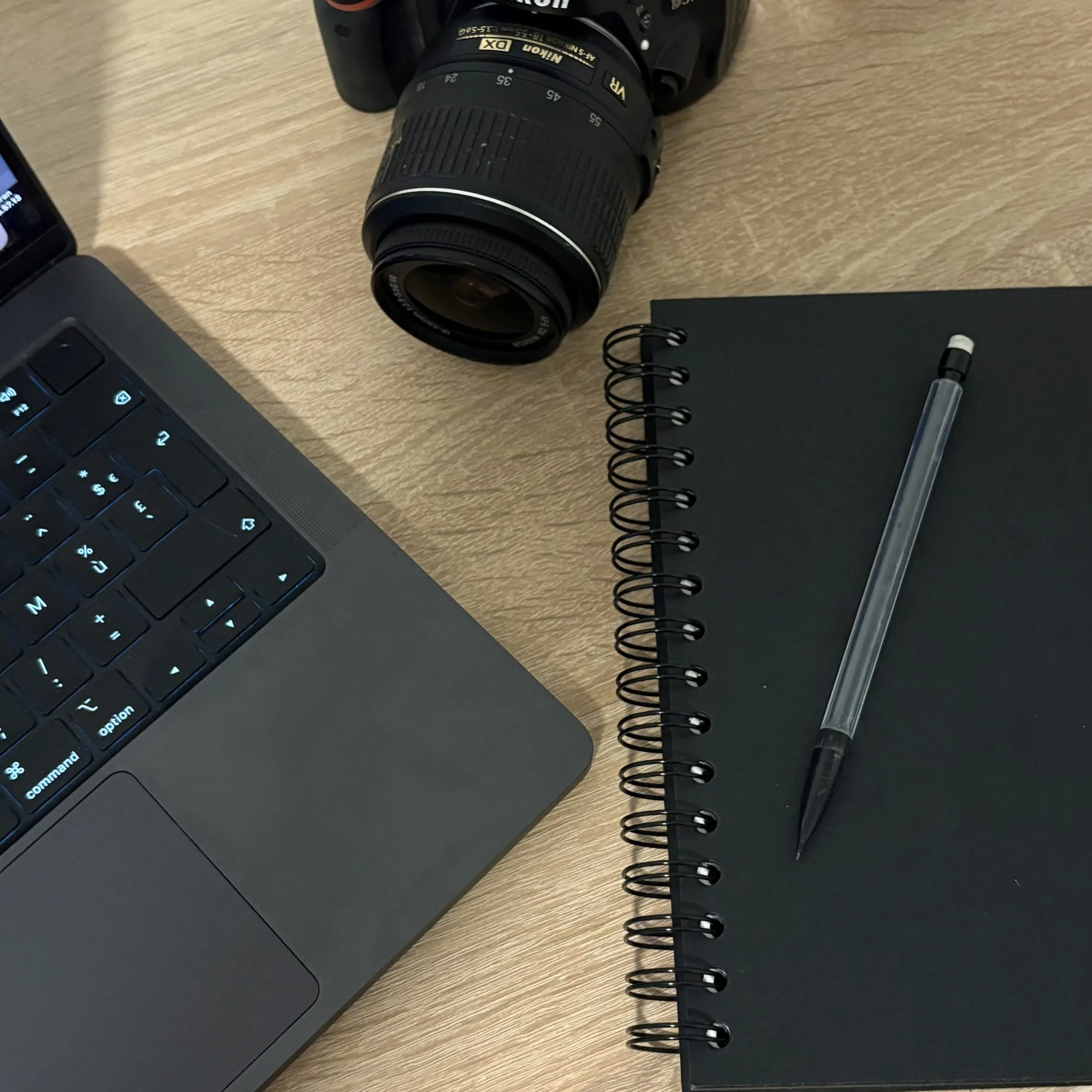 Setup de travail créatif I'm HEMERA